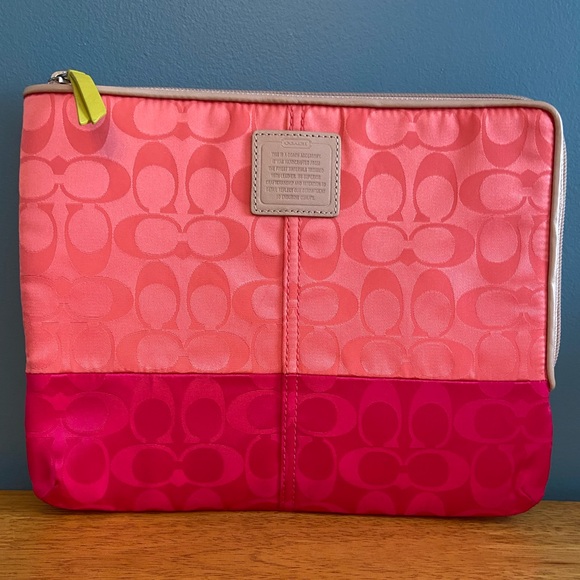 Coach tablet Case - Picture 1 of 15
